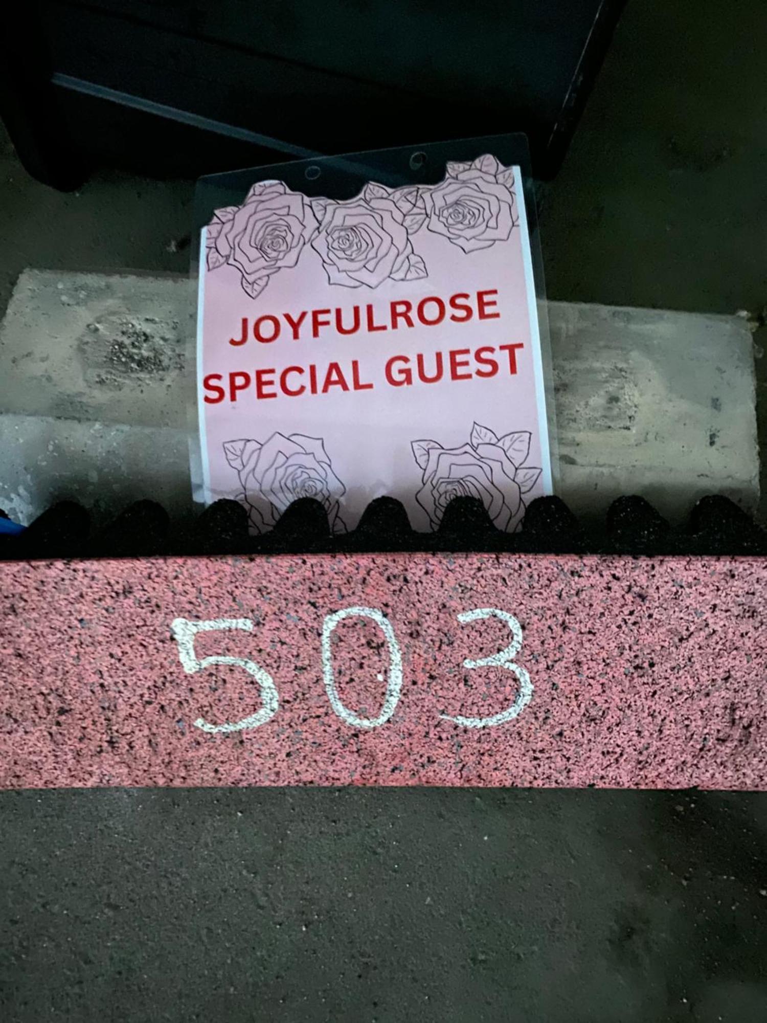 Appartement Joyful Rose à Ginowan Extérieur photo